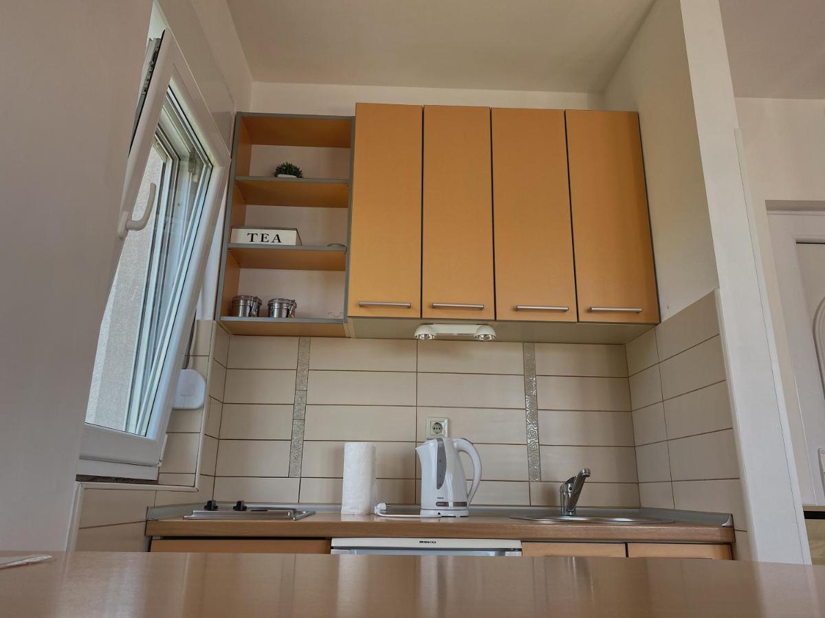 Apartments Bellevue - Otasevic ヘルツェグ・ノヴィ エクステリア 写真