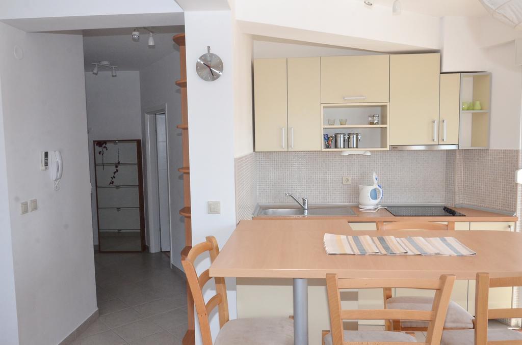 Apartments Bellevue - Otasevic ヘルツェグ・ノヴィ 部屋 写真